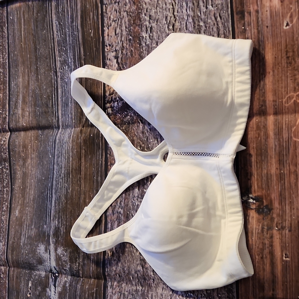 Hanes Her Way Bra
